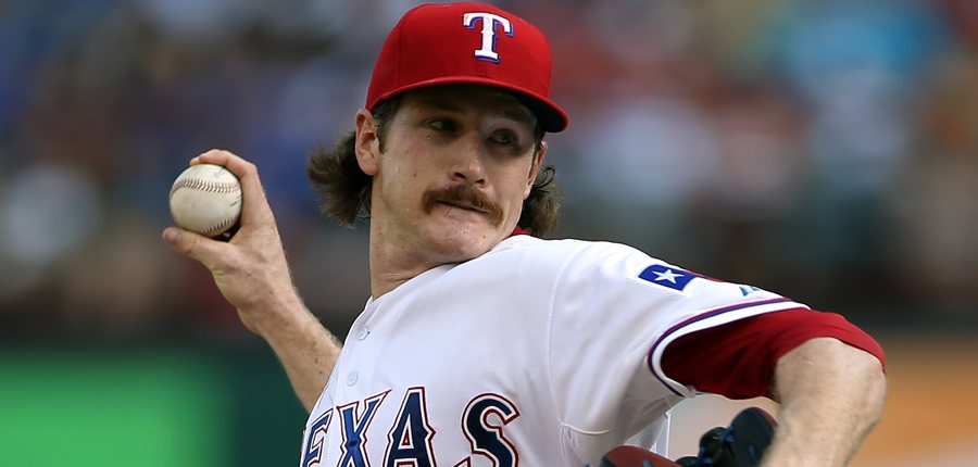 Remember Miles Mikolas and His Magnificent Mustache? He's Signing with the  Cardinals - Bleacher Nation