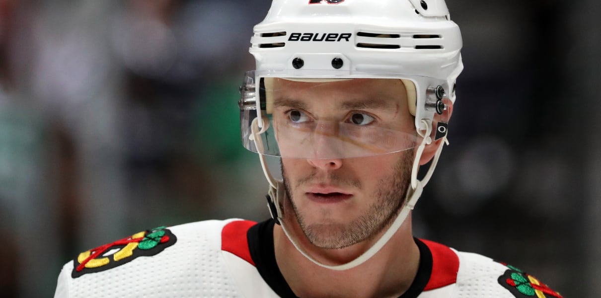 Toews' question chases Chicago Blackhawks into offseason