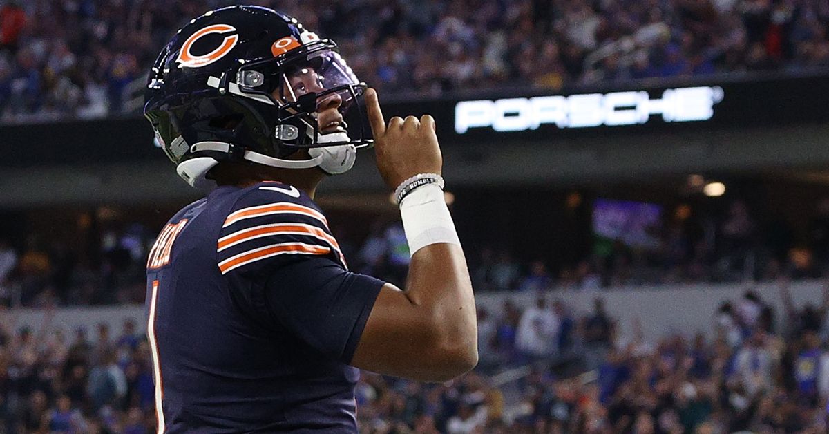 Now the Bears fulltime starting QB Justin Fields takes the reigns of the  Bears offense  WGNTV