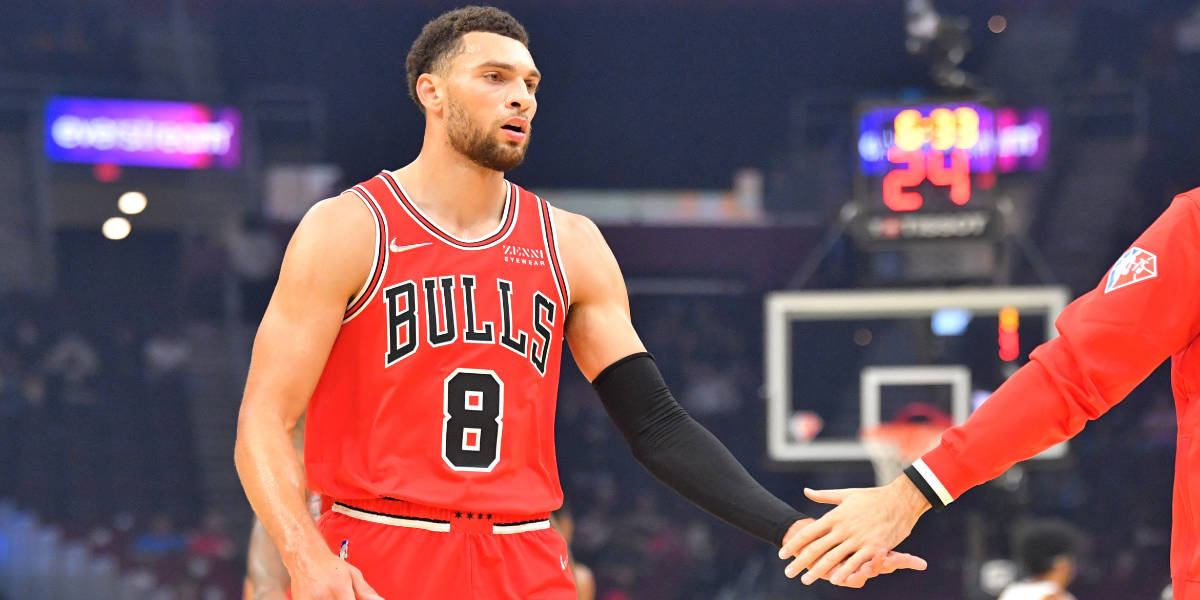 Zach LaVine: Chicago Bulls start to have knee surgery