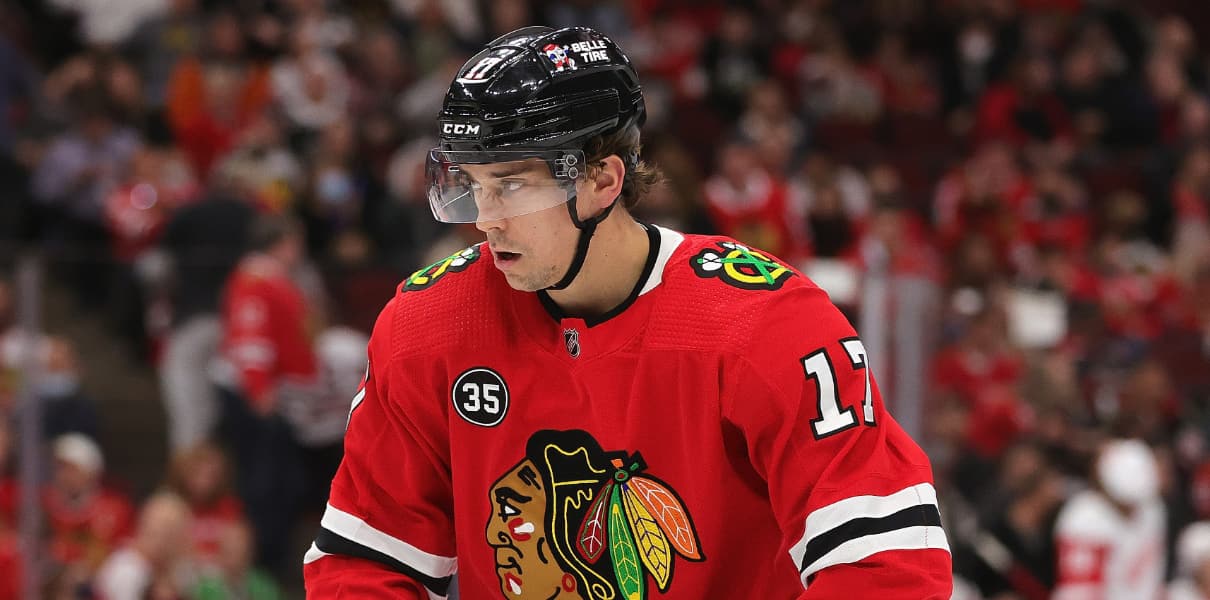 Ex-Blackhawk Dylan Strome agrees to $25 million, 5-year extension