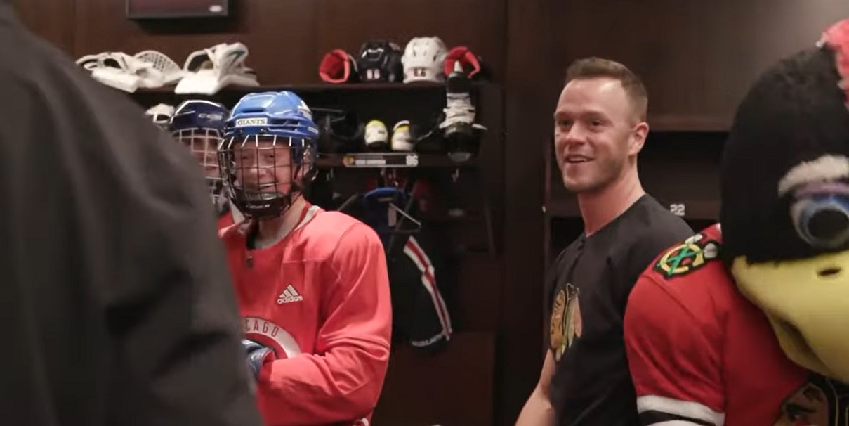 Jonathan Toews surprises residents of Misericordia (home for the  developmentally disabled) with Stanley Cup visit : r/hockey