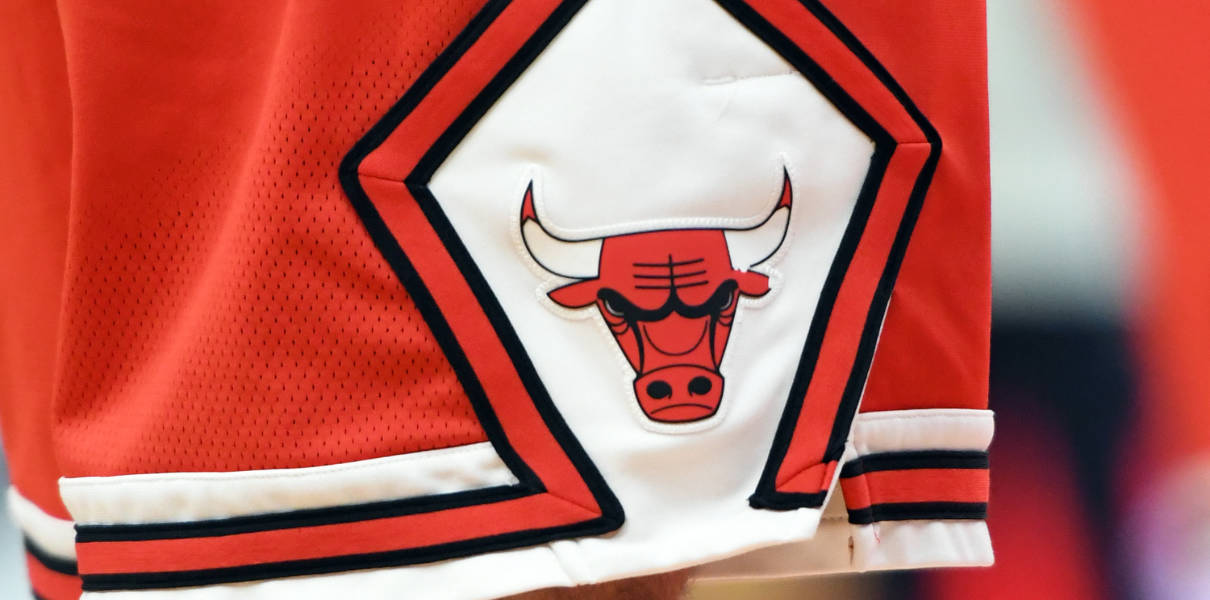 Curry leads NBA jersey sales; pair of Bulls in top 15