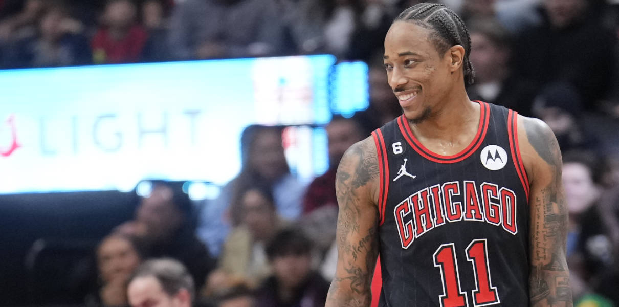 DeMar DeRozan makes history for Chicago Bulls with buzzer-beater