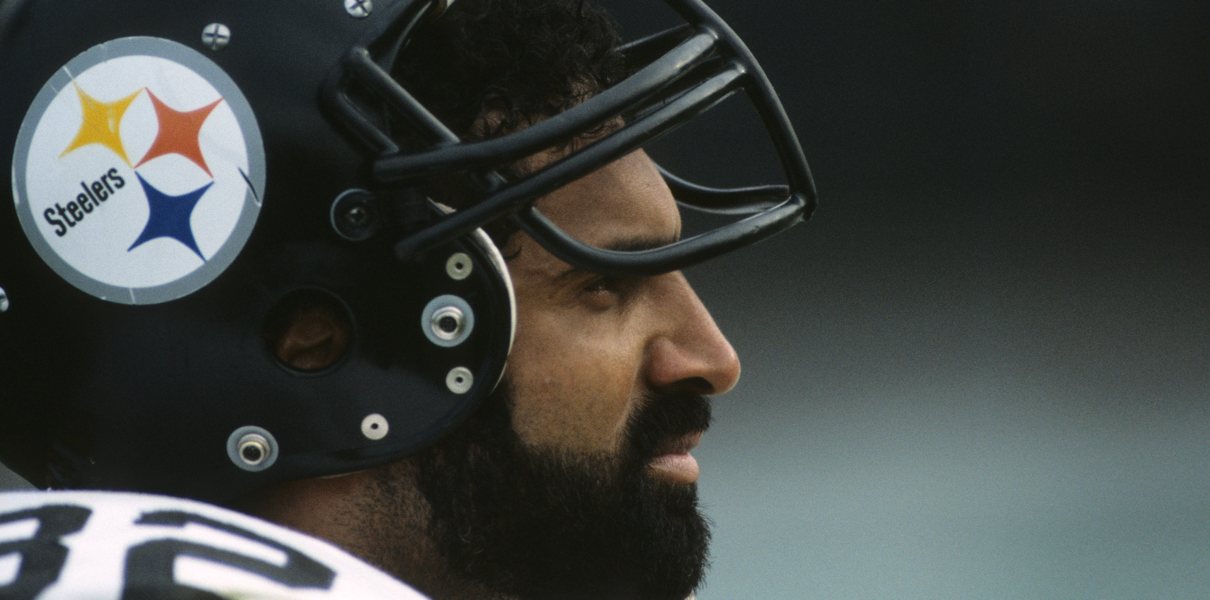 Franco Harris, Steeler Who Caught 'Immaculate Reception,' Dies at