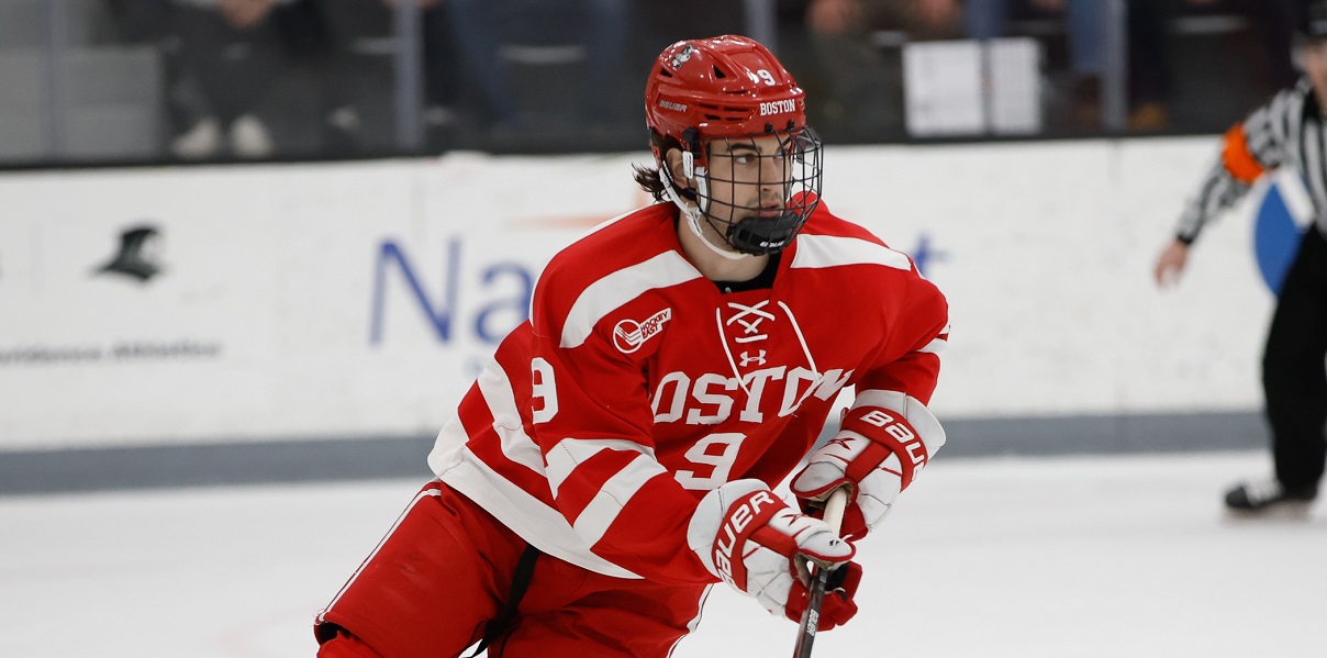 Chicago Blackhawks Notes: Three College Prospects Advance, Hayes Scores, Dickinson Respect, HOF Luke, and Other Bullets