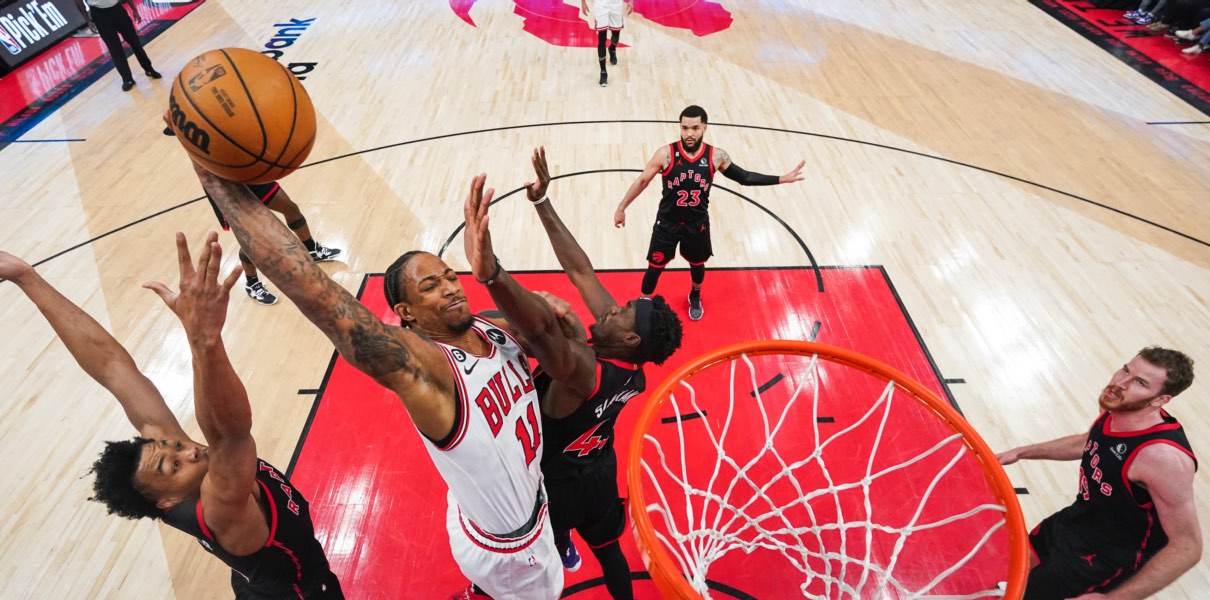 DeMar DeRozan Says He Has Officially Signed with the Bulls (UPDATE:  Officially Official) - Bleacher Nation