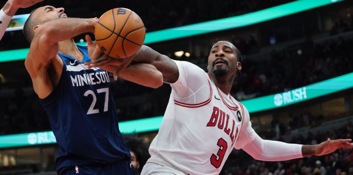 Andre Drummond of the Chicago Bulls goes for the rebound