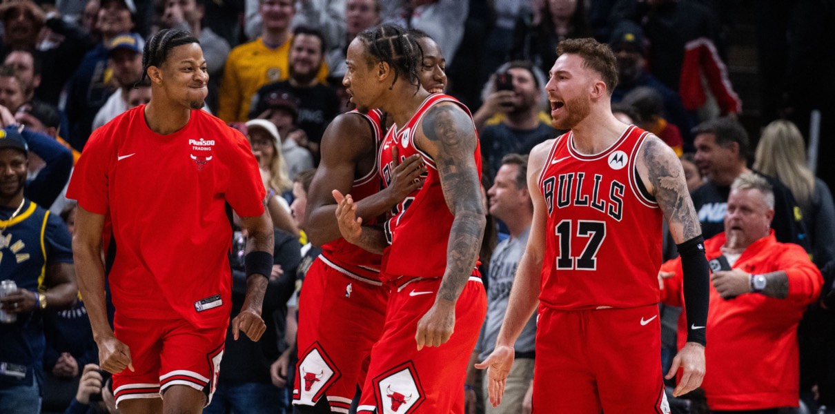 DeMar DeRozan celebrates with Chicago Bulls teammates