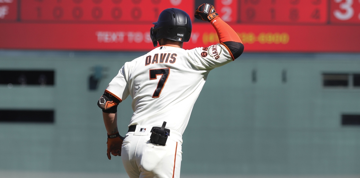 The Giants Have Placed J.D. Davis on Waivers - Bleacher Nation