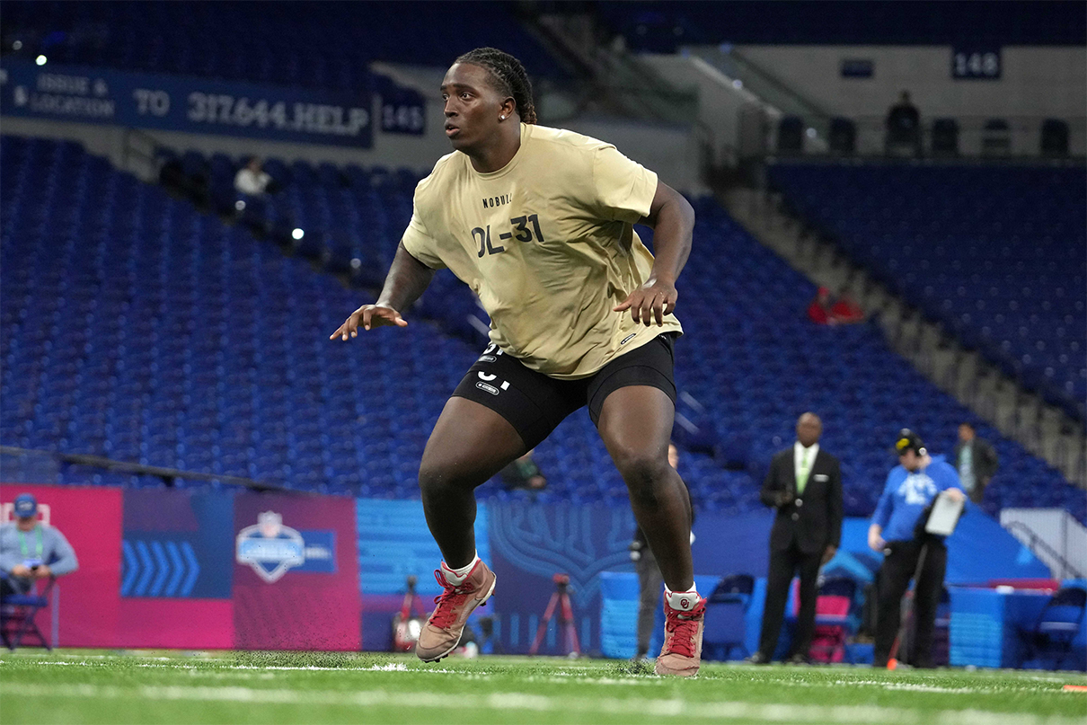 NFL Mock Draft: Dallas Cowboys -Mar 3, 2024; Indianapolis, IN, USA; Oklahoma offensive lineman Tyler Guyton (OL31) during the 2024 NFL Scouting Combine at Lucas Oil Stadium. Mandatory Credit: Kirby Lee-USA TODAY Sports