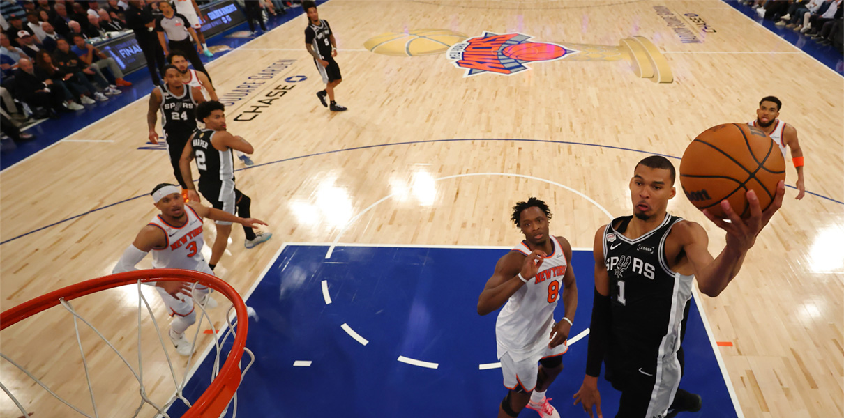 Spurs vs Knicks Odds: Spread, Picks, and More for Game 4 Spurs vs Knicks Odds: Spread, Picks, and More for Game 4