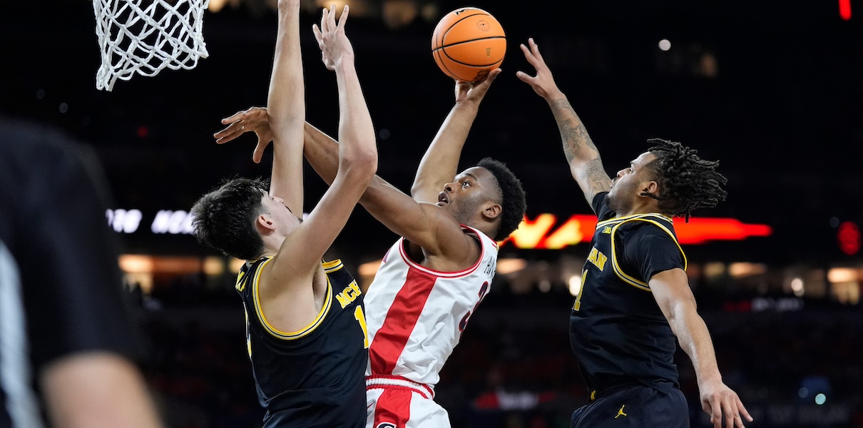 Bulls Adding Undrafted Arizona Forward Tobe Awaka Via Two-Way Deal
