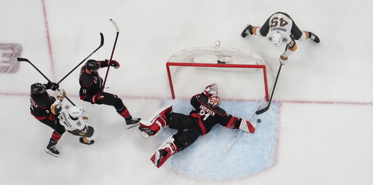 Game 2 Insanity, a Knies Offer? Larkin&rsquo;s Request, Foligno Honored, and Other Blackhawks Bullets